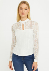 BLUSA