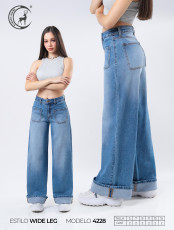 PANTALÓN