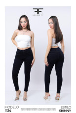 PANTALÓN