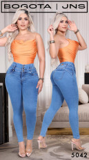 PANTALÓN