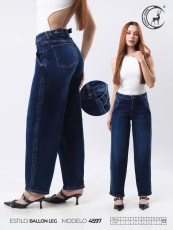 PANTALÓN